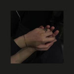 老公舔女人下面视屏
